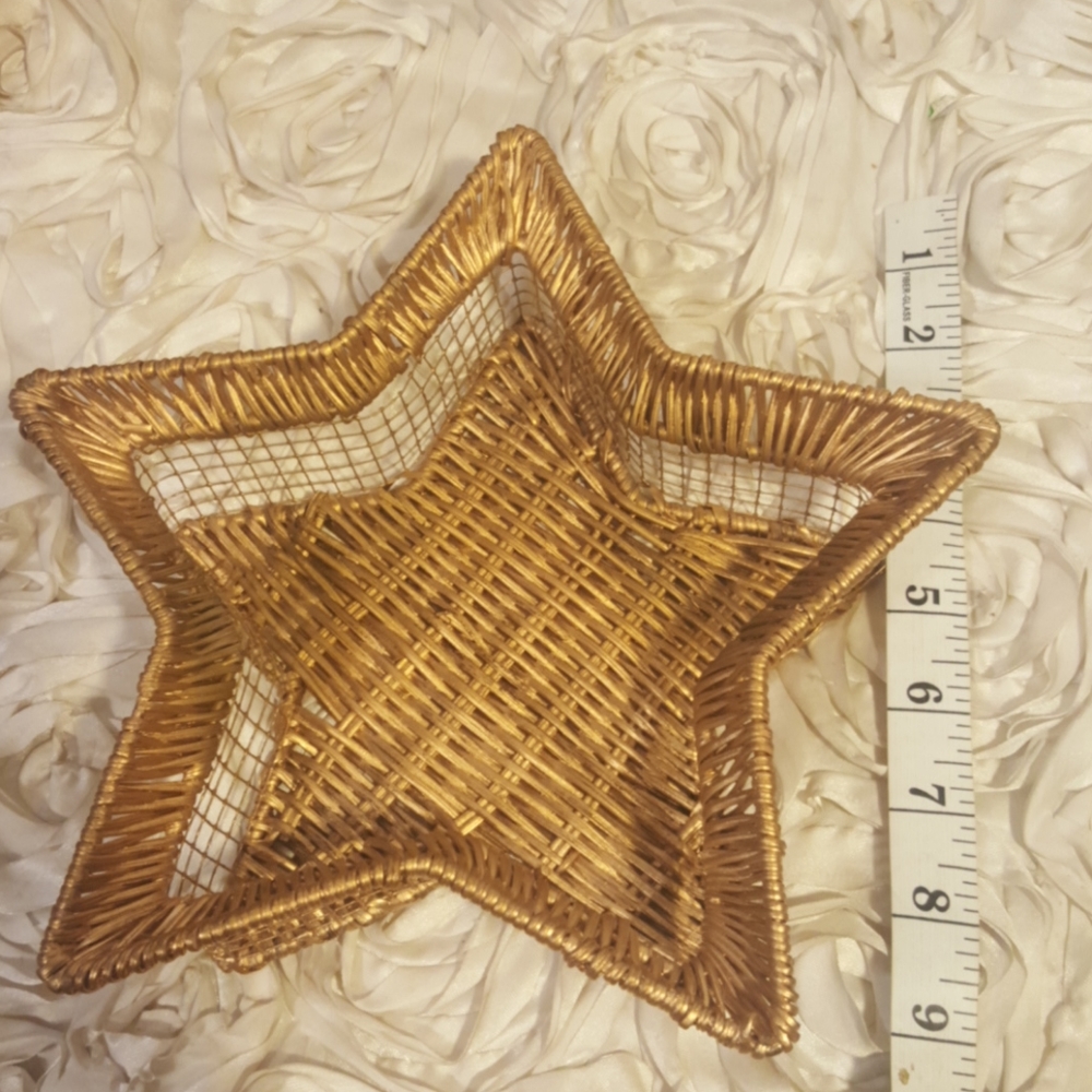 Wicker Basket Star Shape - Home Decor. - Picture 6 of 11